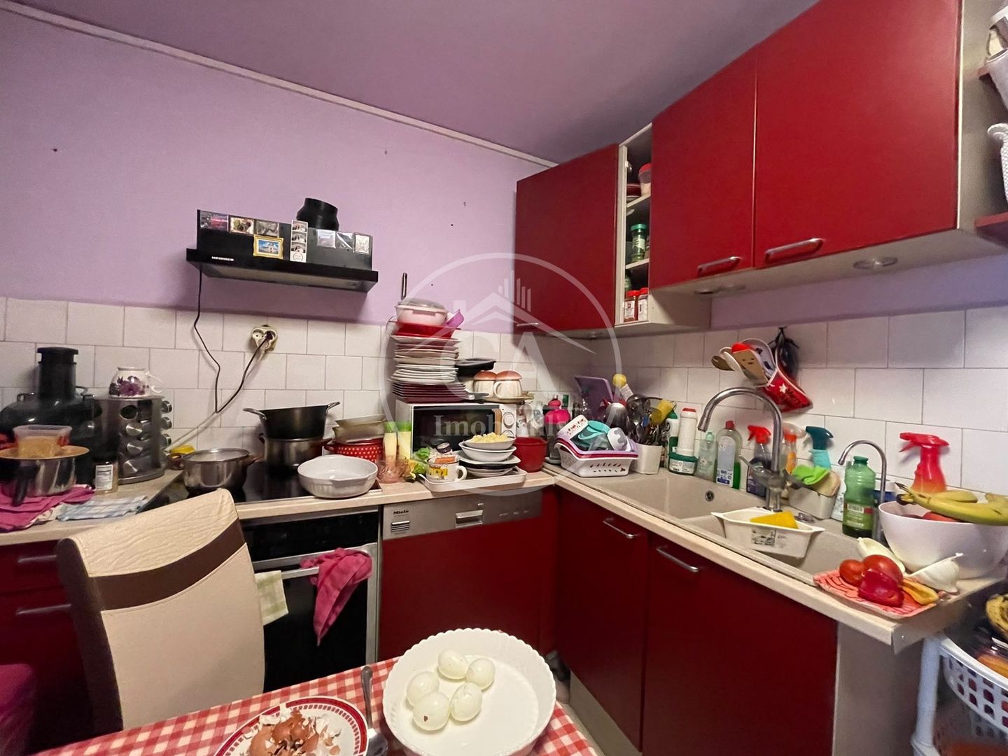 Apartament cu 3 camere de vânzare în zona Rogerius, Oradea - Poză 8