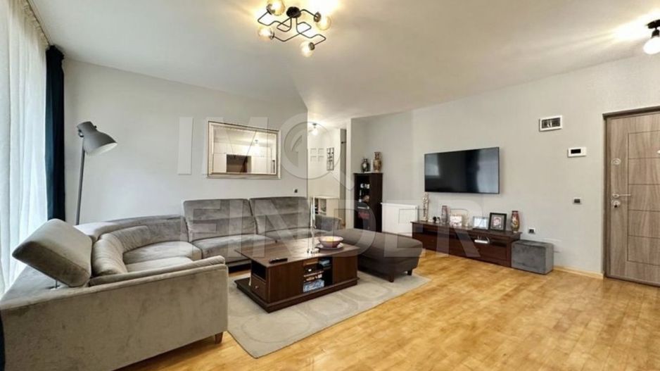 Inchiriere penthouse 3 camere Buna Ziua, zona Liceului Elf - Poză 1