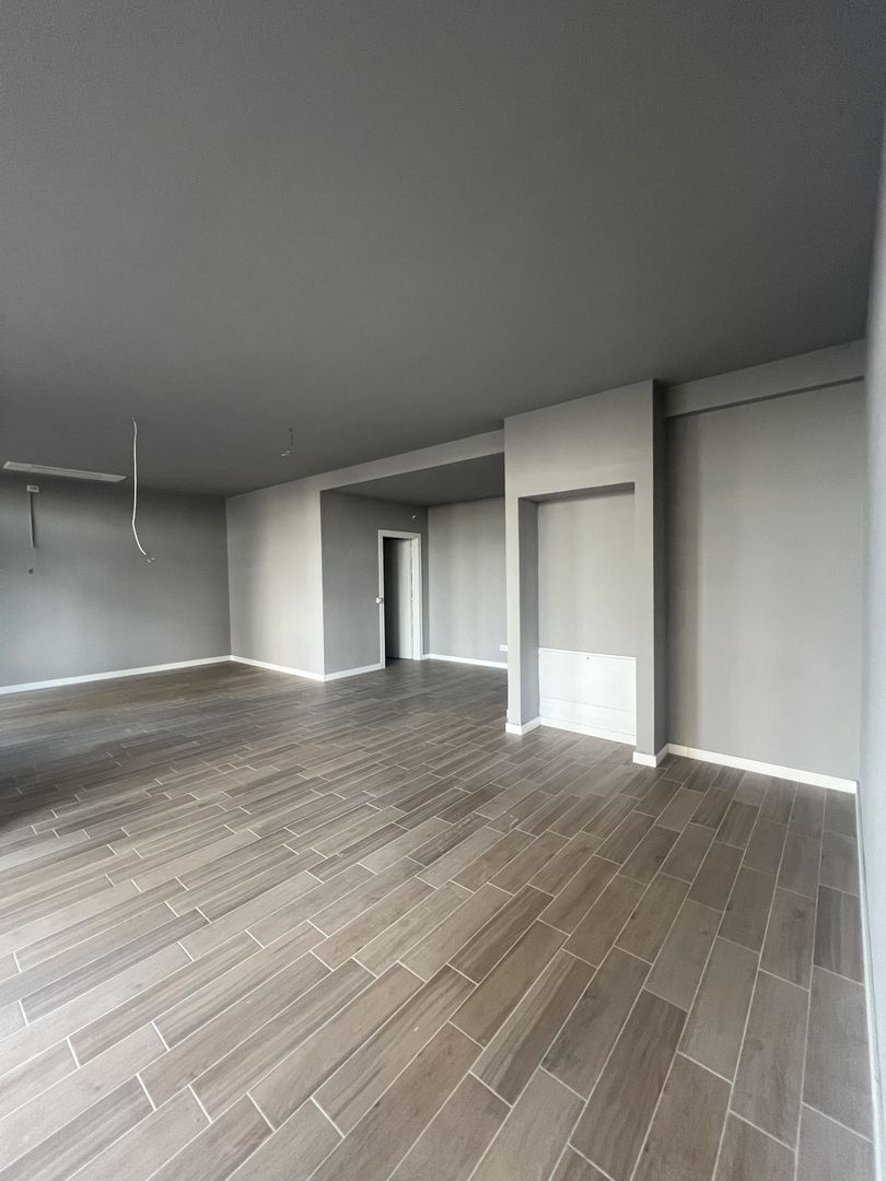 IDEAL PENTRU AFACEREA TA - SPATIU COMERCIAL - Poză 3