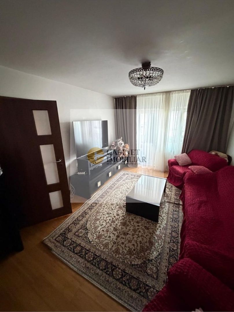3 camere - 70MP | Decomandat | 2 Balcoane | Crangasi - Poză 2