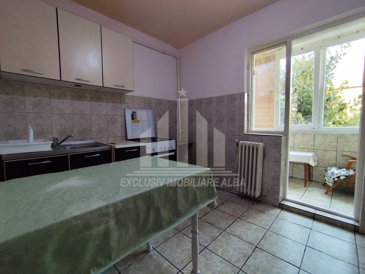 Apartament cu 3 camere de vanzare, Cetate-Mercur - Poză 3