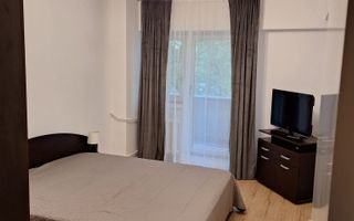 Apartament cu 2 camere , zona piata centrala - Poză 2