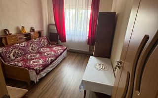 De Vânzare - Apartament 3 Camere, Strada Decebal - Poză 13