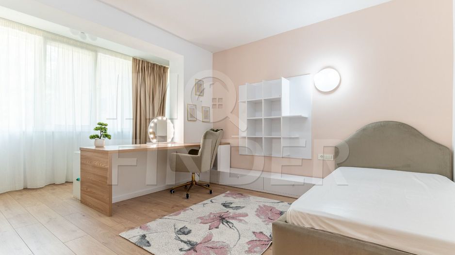 Apartament spatios, 120 mp, cu garaj si parcare – Plopilor - Poză 7