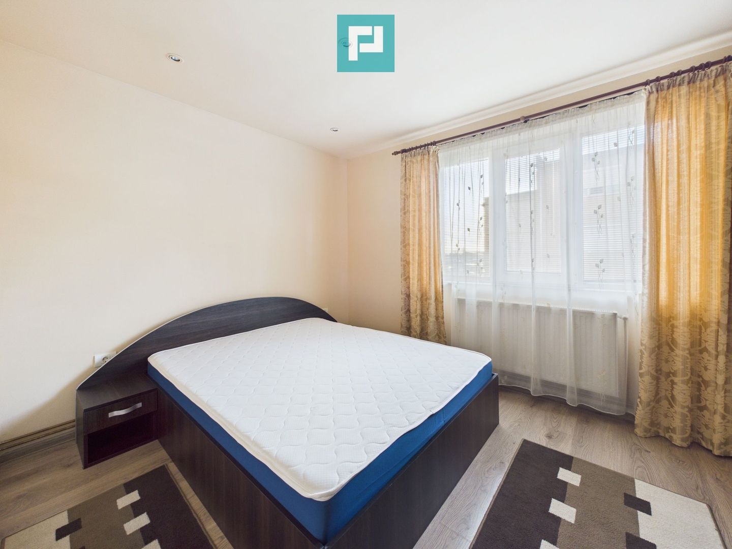 Apartament cu 2 camere semidecomandat în zona UTA - Poză 4