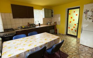 Casă cu teren central în Miersig 20 km de Oradea - Poză 14