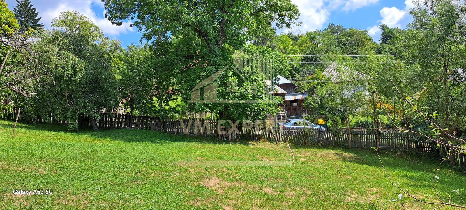 TEREN INTRAVILAN 2337 MP, LERESTI, ARGES - Poză 1