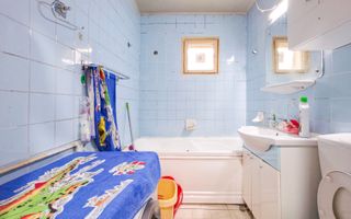 Apartament 4 camere, 2 băi, 2 balcoane, bloc reabilitat - Poză 11