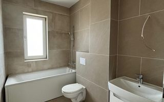 Apartament tip Penthouse-terasa de 50mp,zona Mehala - Poză 5