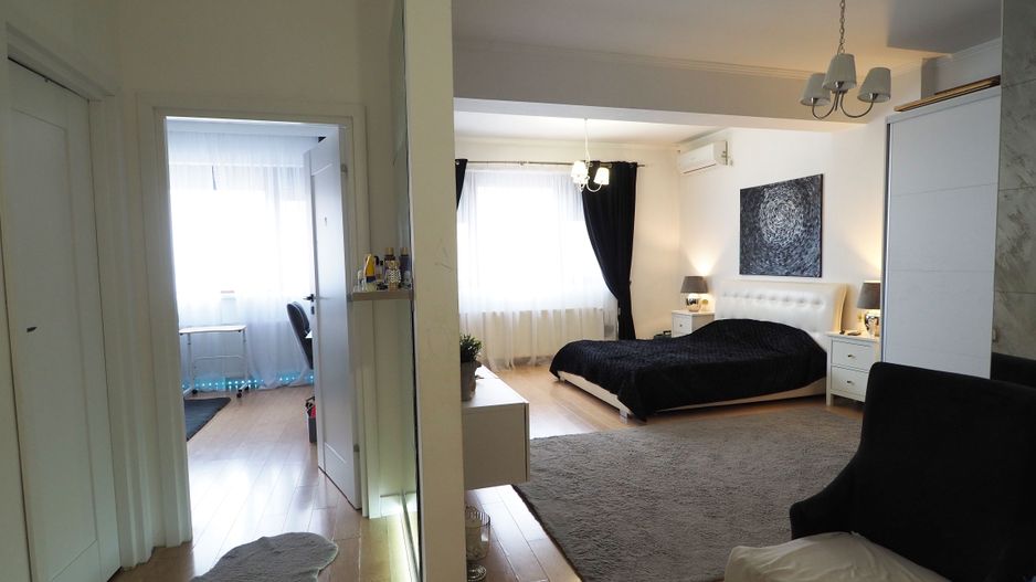 Vanzare 2 camere partial mobilat 1Mai-Victoriei - Poză 6