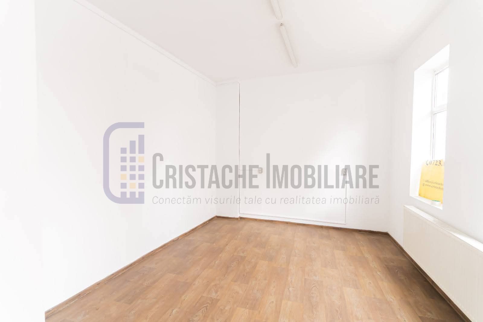 Casa nemobilata pe Bd. Marasesti, 3 camere, acces dublu, pretabil birouri - Poză 3