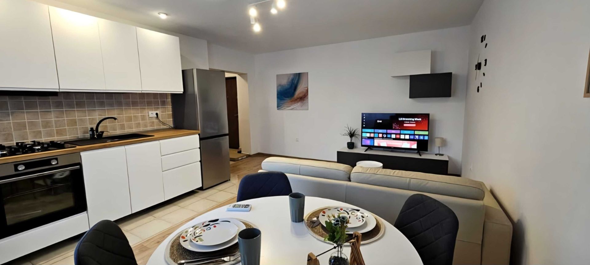 Inchiriere apartament 2 camere | Unirii-Octavian Goga - Poză 1