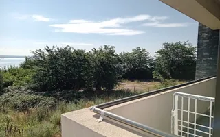 2 camere, vedere superbă la lac, bloc nou 2022 - Poză 15