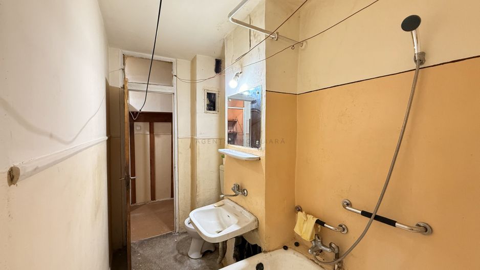 Garsoniera langa Parcul Sebastian | De Renovat - Poză 14