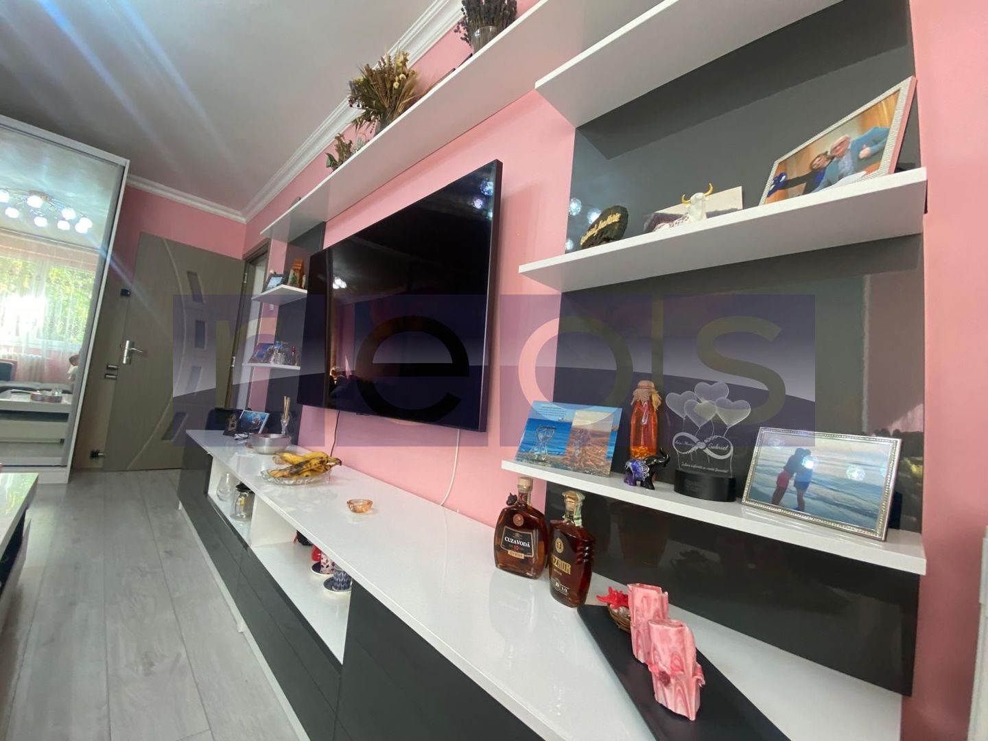 Apartament modern 3 camere | Teiul Doamnei - Poză 3