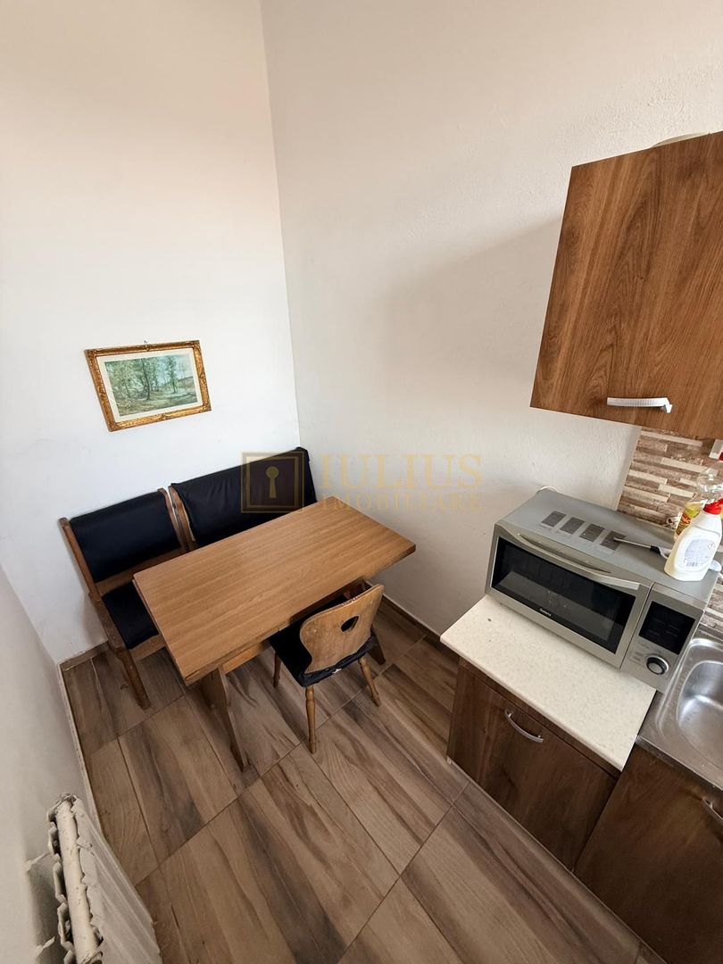 cladire istorica| Iosefin| 2 dormitoare| centrala proprie| camere inalte| - Poză 9