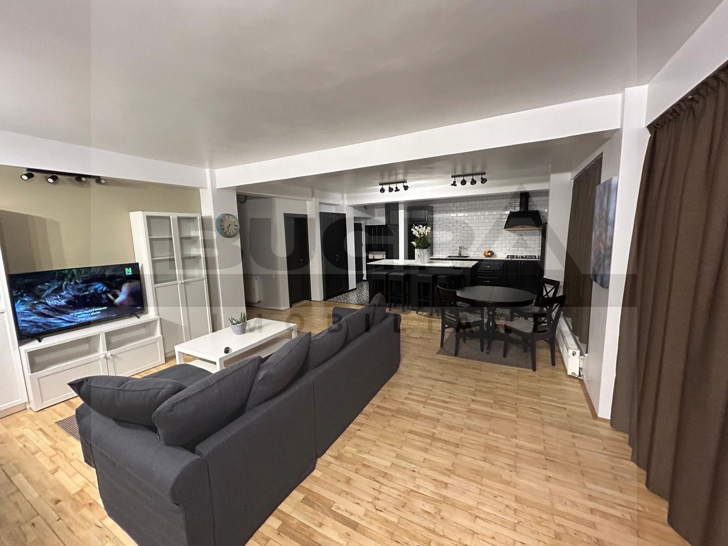 Apartament de 3 camere, modern, 94mp, zona Alverna - Poză 2