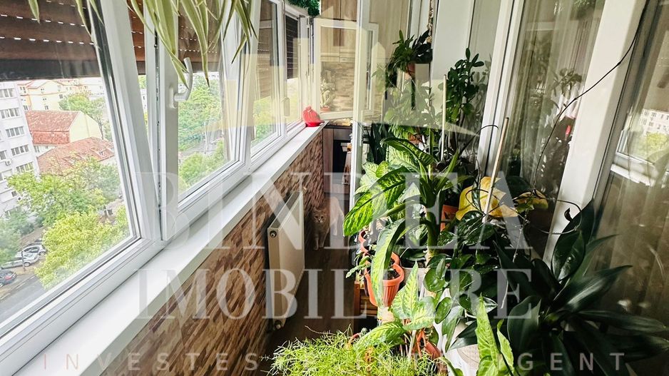 Apartament 2 camere decomandat etaj intermediar, centrala+ clima - Poză 4