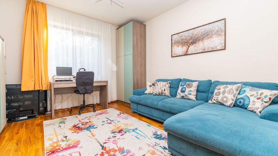 Vila premium cu teren generos! Confort și eficienta in Sanleani - Poză 4