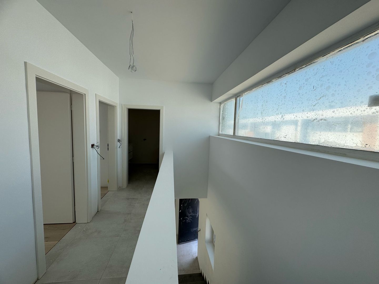 Townhouse modern cu grădină privată într-un cartier verde și sigur - Poză 5