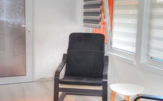 Apartament renovat, 2 camere cu terasa,, zona Constituției - Poză 21