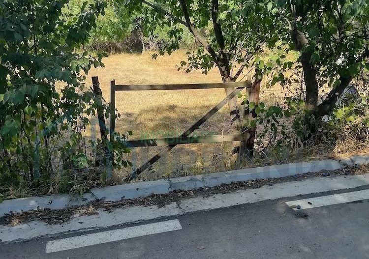 Teren intravilan 482 mp în Chicerea, comuna Tomești, ideal pentru construcție casă - Poză 1
