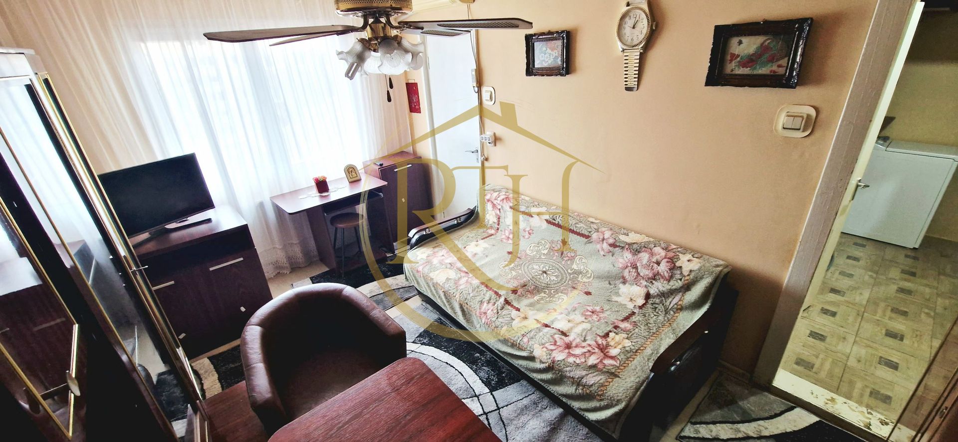 Inchiriez apartament cu 2 camere,clima centrala, zona Calea Sagului/ 300 euro. - Poză 6