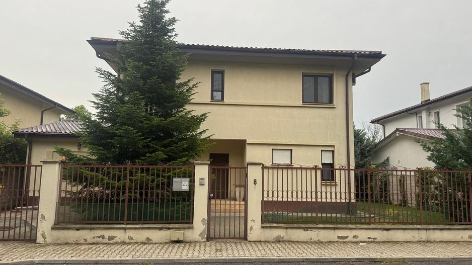 Vila Pipera - Poză 1