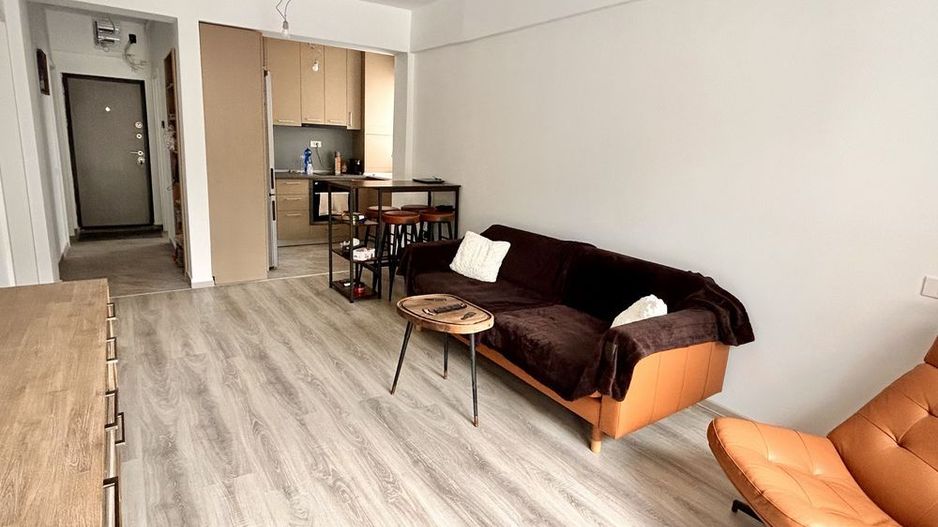 Apartament 3 camere cu terasa - Poză 2