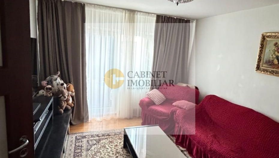 3 camere - 70MP | Decomandat | 2 Balcoane | Crangasi - Poză 9