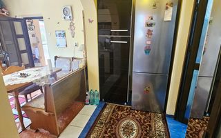 🏡 Casă spațioasă cu 9 camere în Strejnicu – pentru locuință, birouri - Poză 80