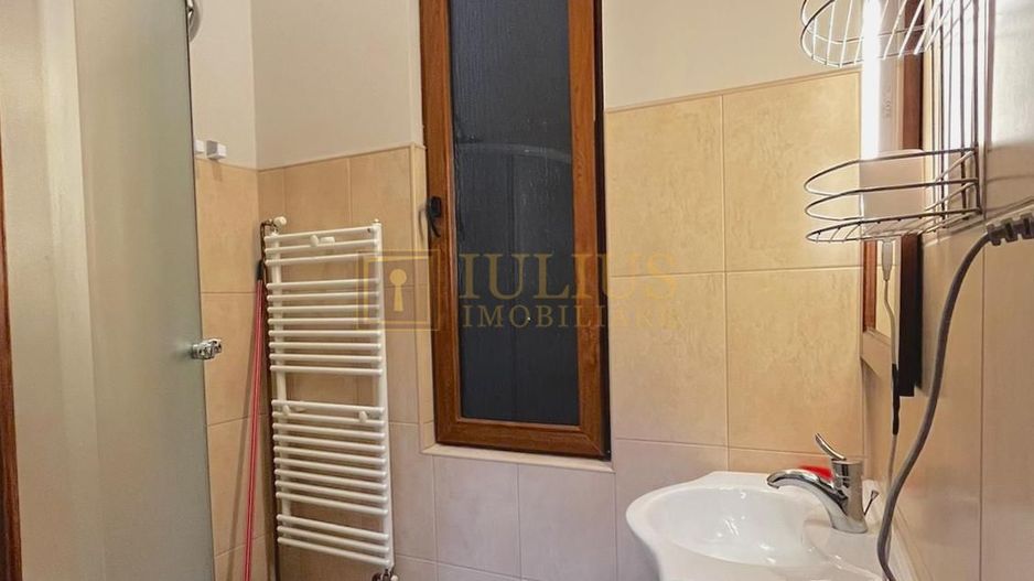 Ultra-central, 2 dormitoare, centrala proprie, langa UMFT. - Poză 19