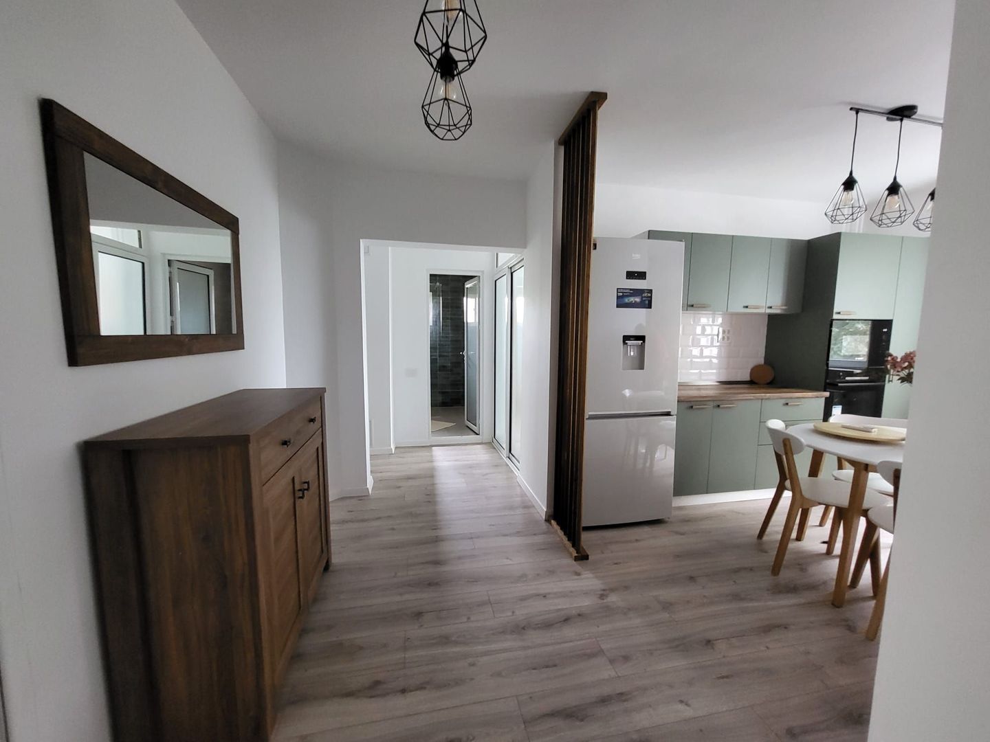 AP. 3 CAMERE P-TA MUNCII, PET-FRIENDLY, LOC PARCARE, CENTRALA, METROU - Poză 11