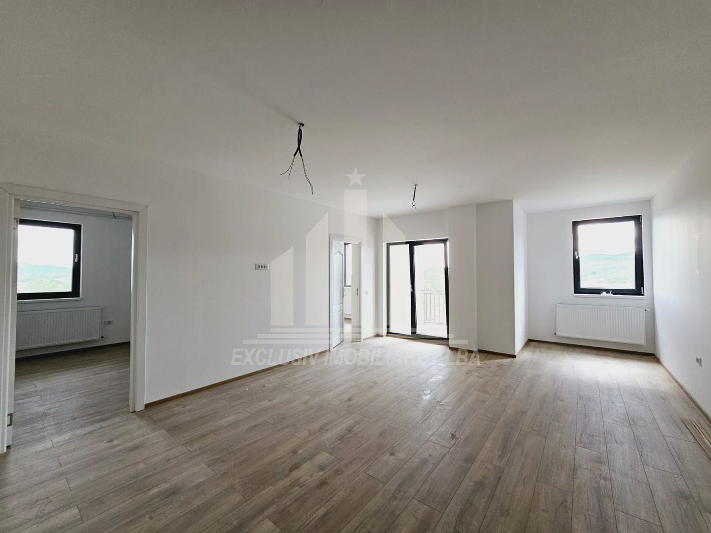 Apartament cu 3 camere, Cetate, Bloc Nou - Poză 1