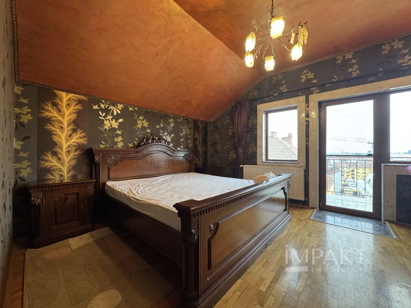 apartament 3 camere 100 mp pe 2 etaje zona Horea central, de închiriat - Poză 9