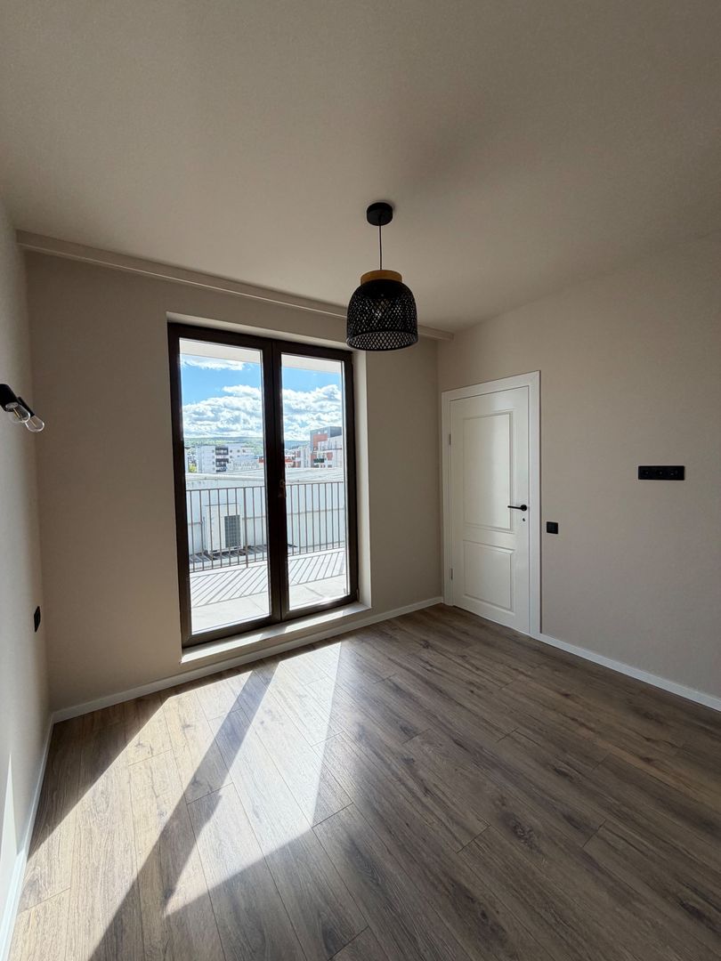 Apartament 2 camere, terasa, etaj intermediar, garaj, Eroilor - Poză 9