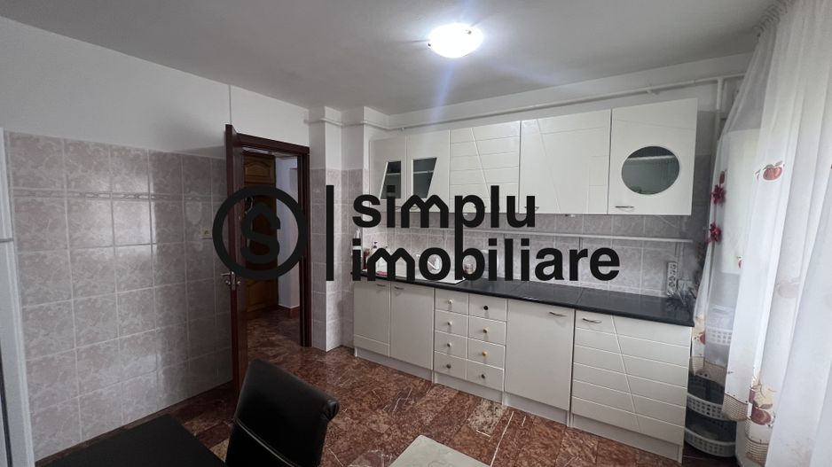 2 decomandate, Brazda lui Novac, K-uri - 130 000 Euro - Poză 1