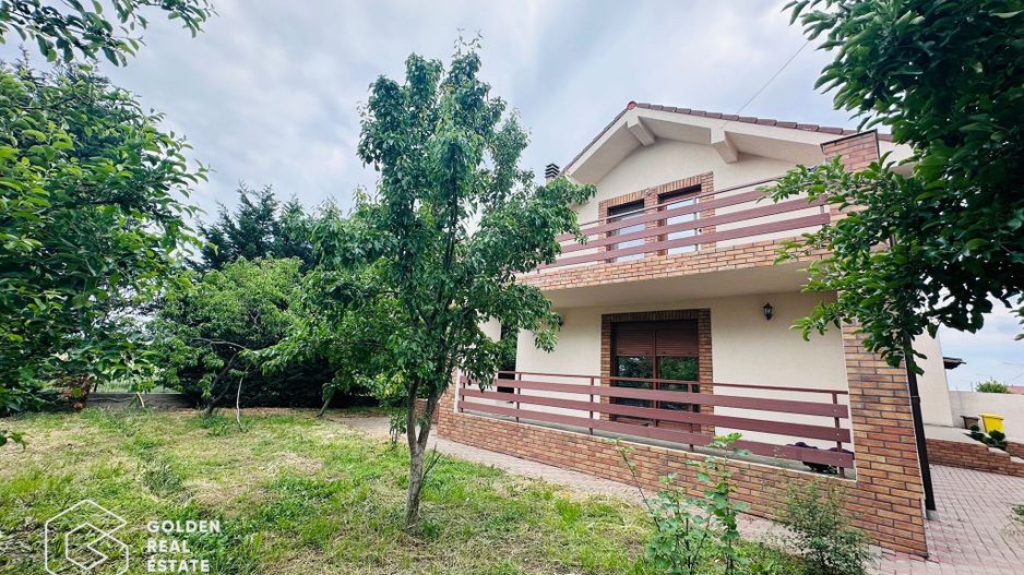 Casa cu 5 camere in Arad, zona Bujac – confort Si utilitate - Poză 1