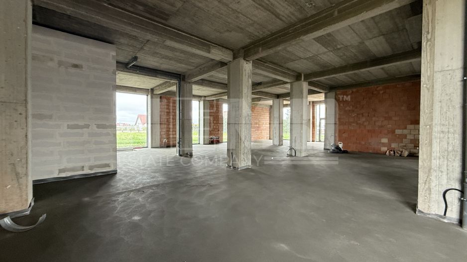 Spatiu comercial nou 550 mp Radauti 550.000 Euro - Poză 2