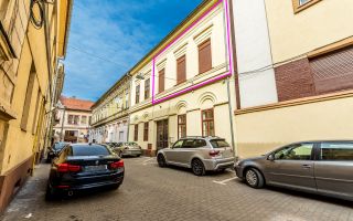 Apartament 3 camere, etaj 1, ultracentral (clădire cu 4 apartamente) - Poză 1