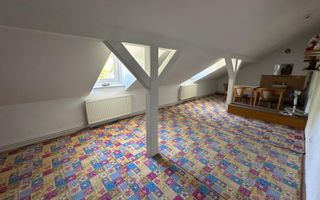 CASA DE INCHIRIAT I CISNADIE I SPATIU EDUCATIONAL - Poză 15