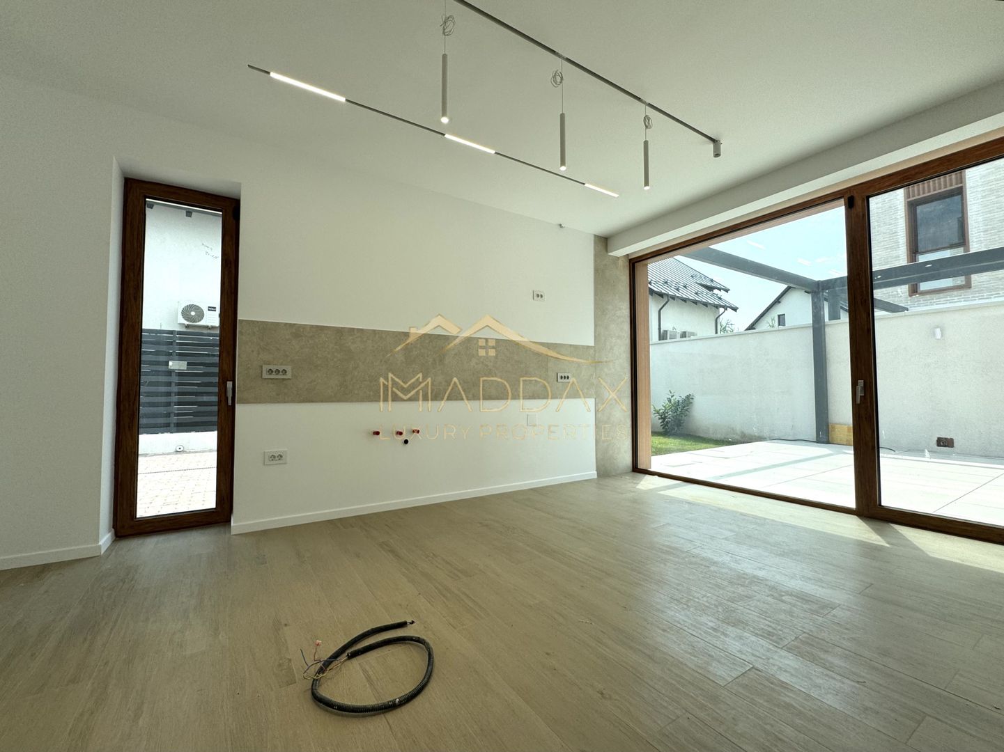 Vila cu 6 camere *575mp* / 12 locuri parcare // Pipera- Iancu Nicolae - Poză 14