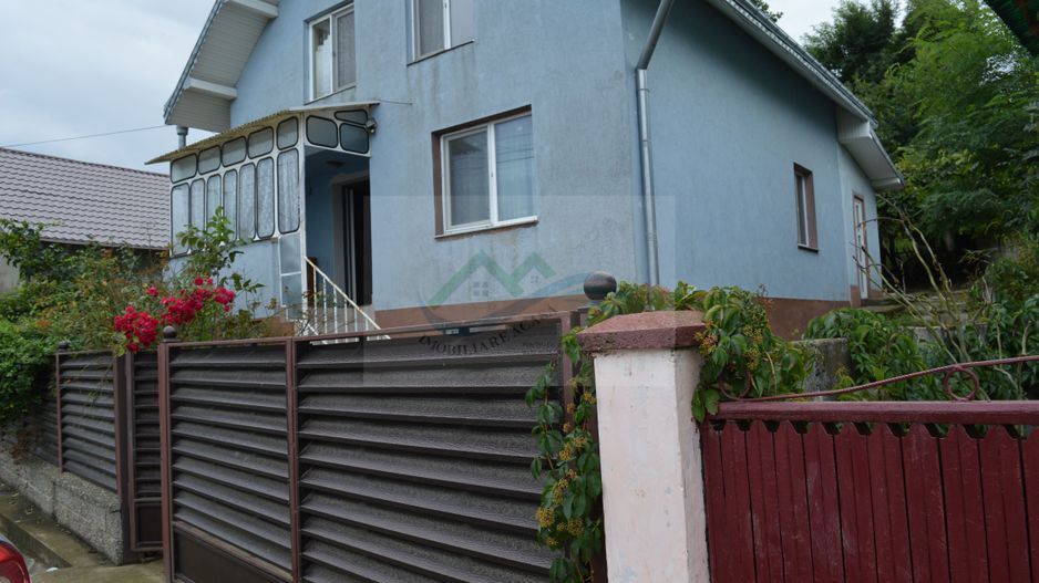 Casă de vânzare în Sfântu Ilie și teren 2000 mp - Poză 4