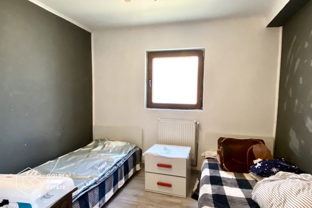 Casă de vânzare în Titu, jud. Dâmbovița, amenajată complet - Poză 9