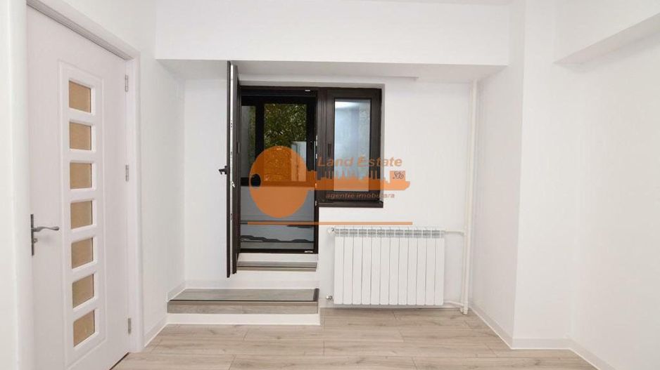Apartament cu 4 camere Unirii - Vedere libera - Poză 1