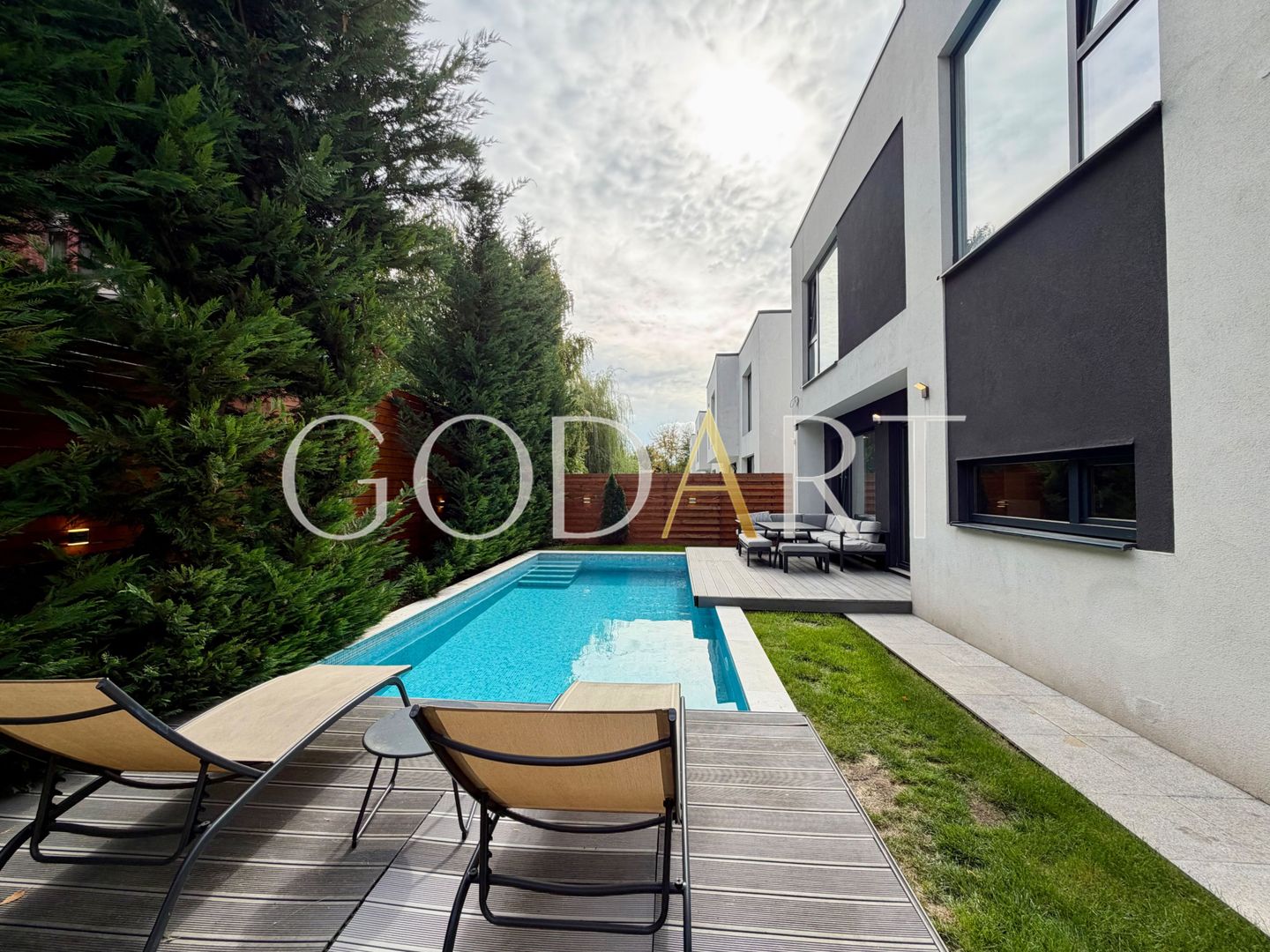 Vilă individuală de lux | Piscină privată | 4 dormitoare | Erou Iancu - Poză 18