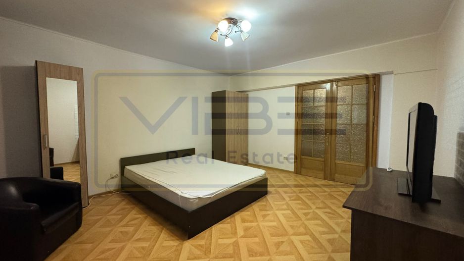 Apartament 4 camere decomandat Nicolina - Catedrala Catolica - Poză 4