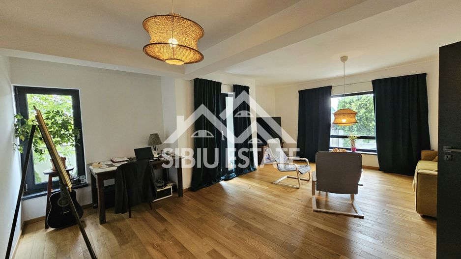 Casa moderna HOME & BUSINESS - Poză 2
