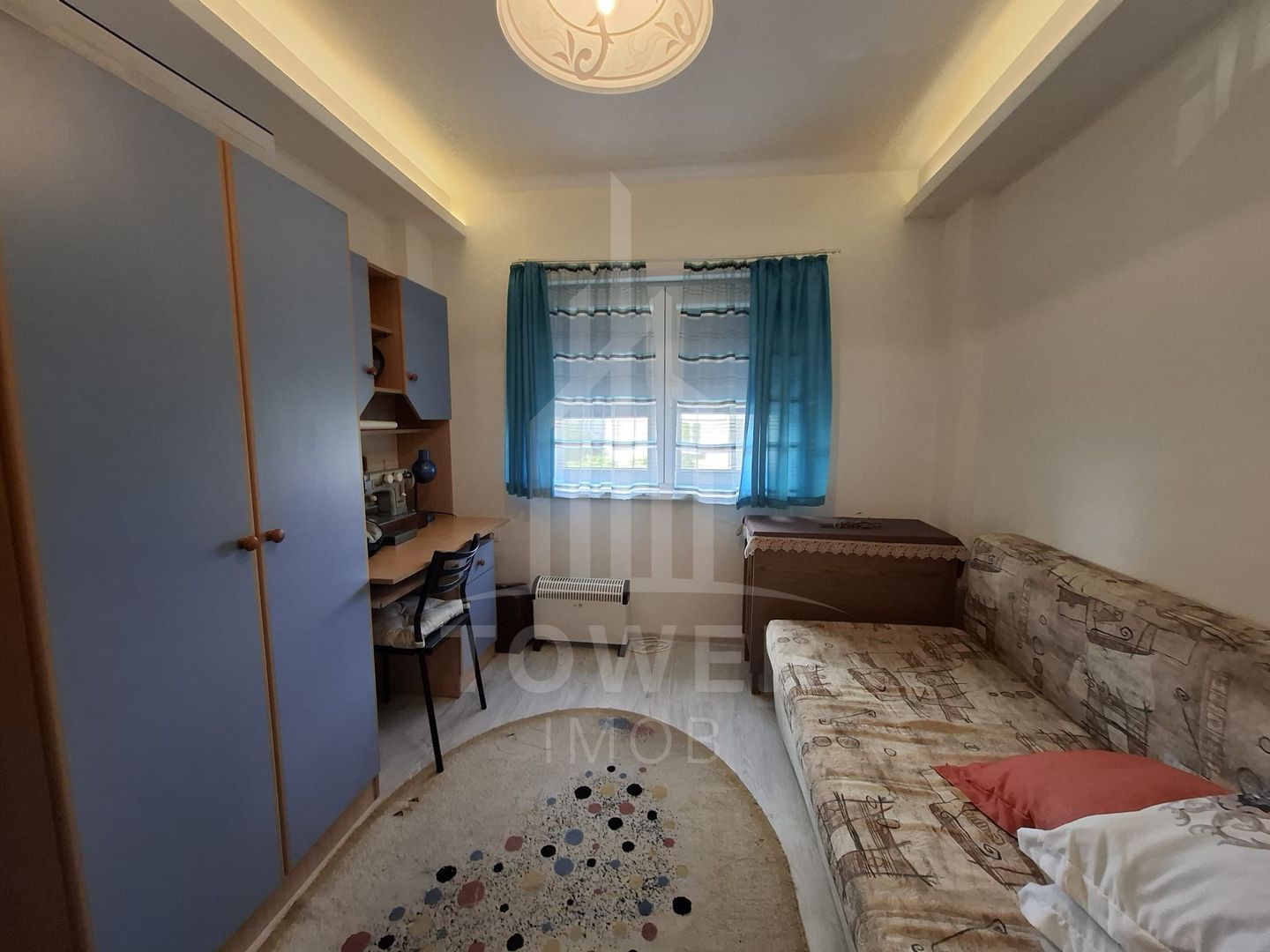 Apartament 4 camere -etaj 1, zona V. Aron - Poză 8