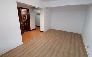 CENTRU - Birou pe Bdul Mamaia-Capitol - Poză 1